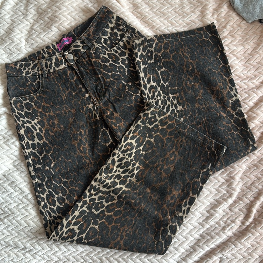 NWT Edikted Leopard Denim Jeans Size Small Women’s